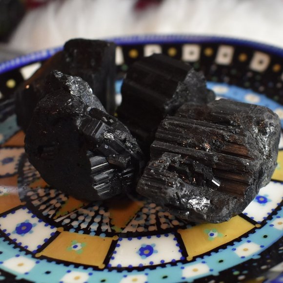 "Red Tent" inscribed Red Jasper Palm Stone and Black Tourmaline Stone XL - Picture 3 of 6